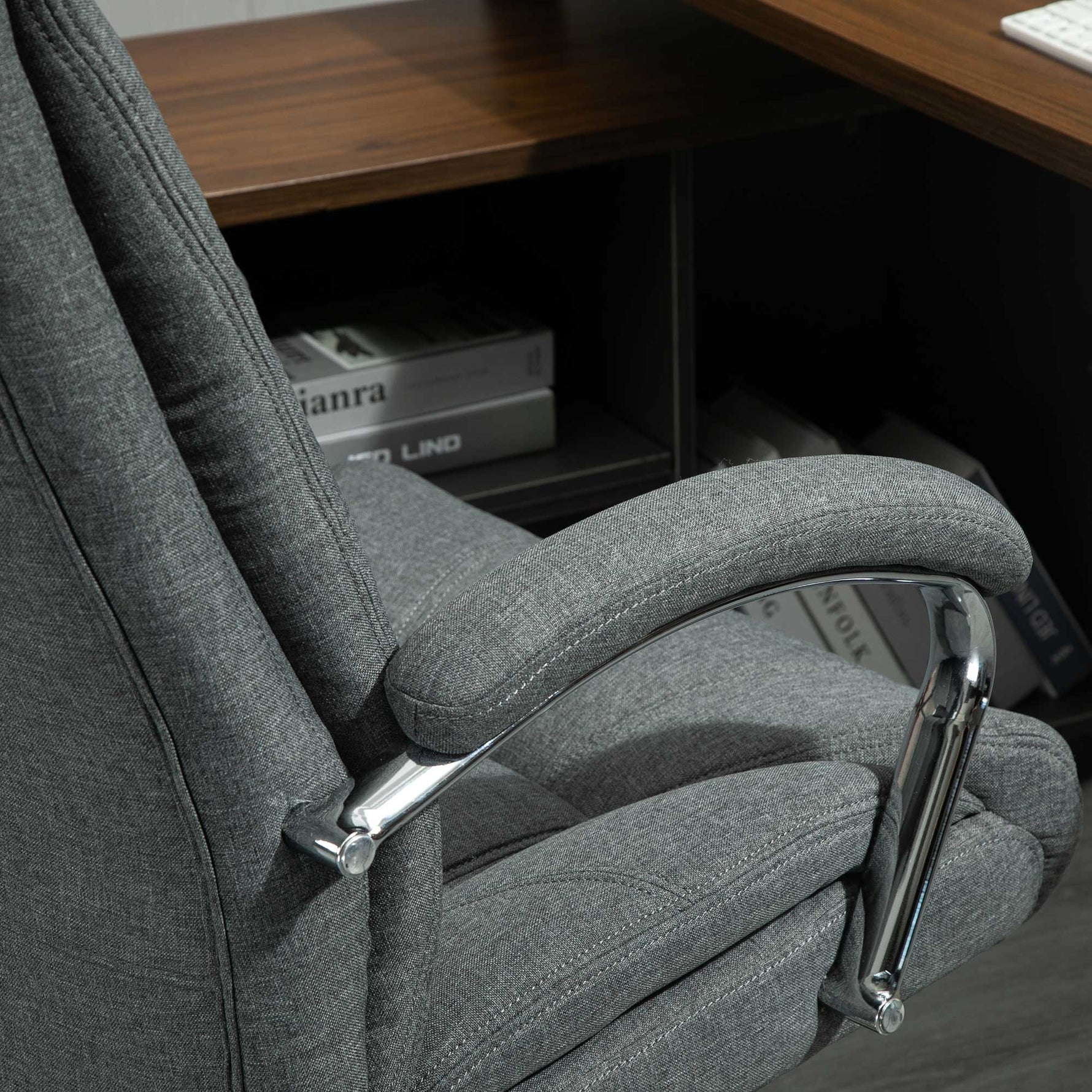 Fauteuil de bureau, chaise de bureau ergonomique, hauteur réglable, dossier haut, fonction de bascule, 65x78x118cm, gris