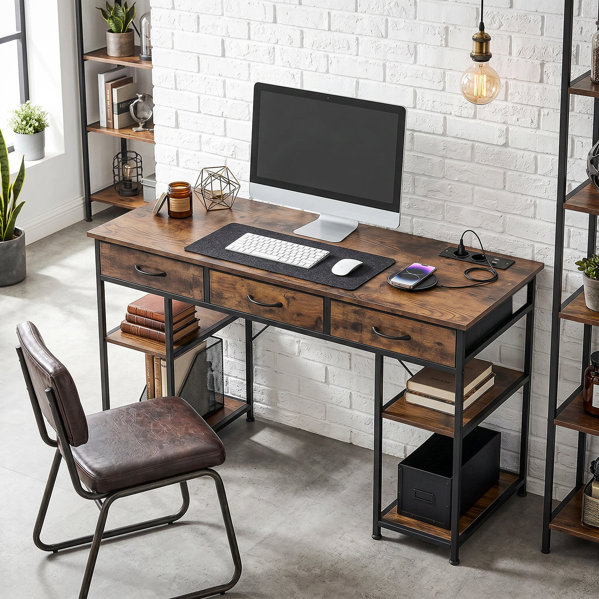 Bureau avec rangement avec prises de courant, 3 tiroirs en tissu et 4 étagères de rangement, 120 x 40 x 76 cm, marron