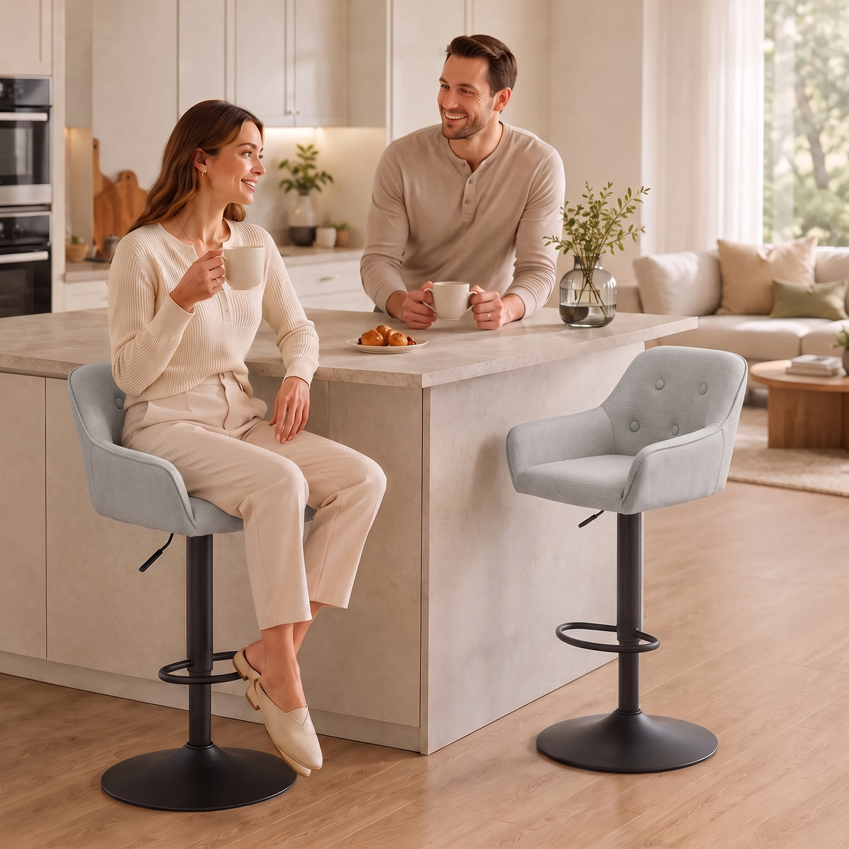 2er-Set Barhocker, Barstühle aus Chenille, höhenverstellbar, um 360° drehbar, mit Rückenlehne und Fußstütze, Grau