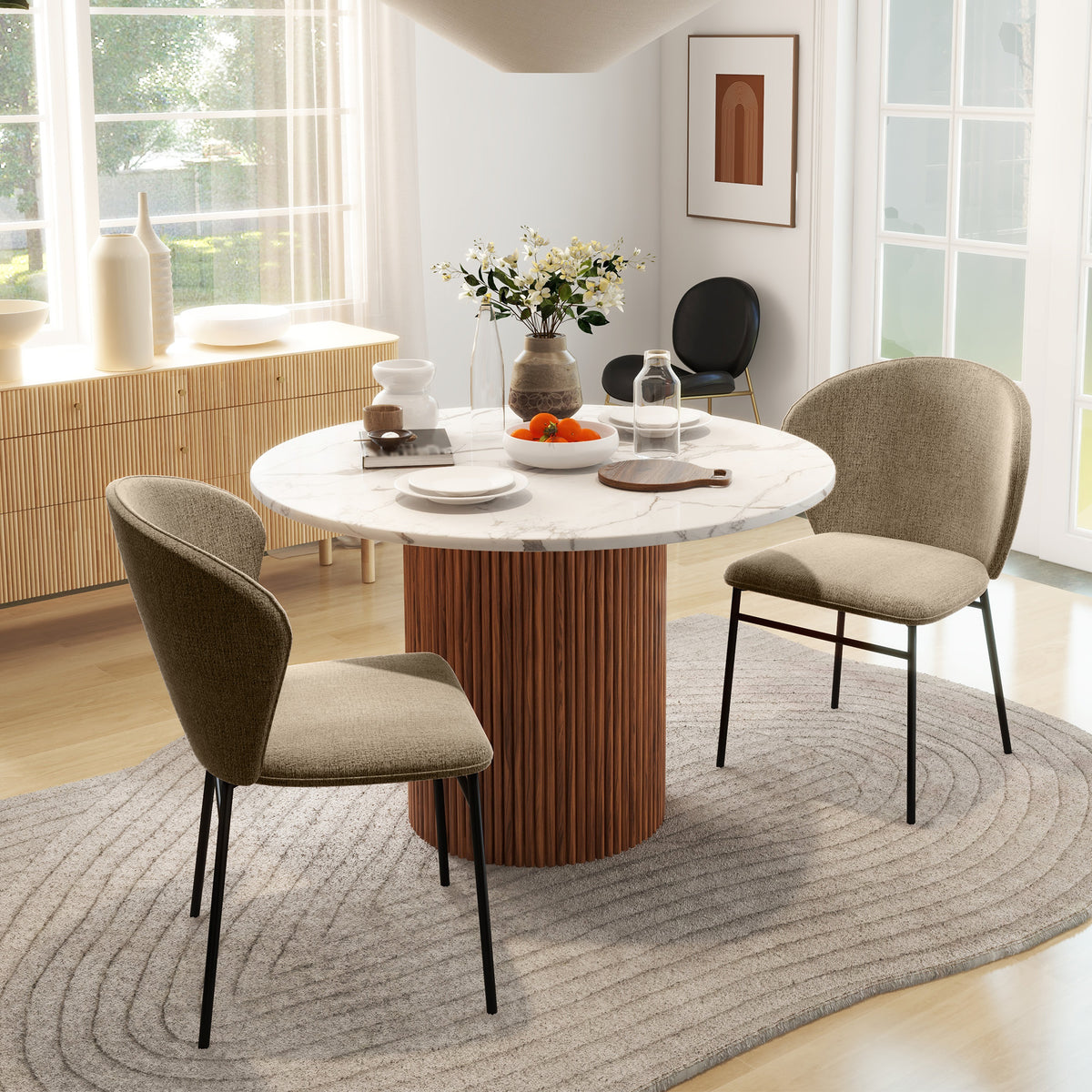 Set di 2 sedie da pranzo con seduta imbottita in tessuto effetto lino, gambe in acciaio stabili, design moderno, marrone chiaro
