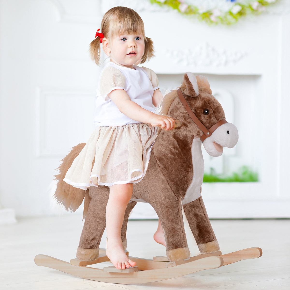 Cheval à Bascule Cheval de Cowboy Selle Grand Confort pour Enfants de 36+Mois Peluche Courte Douce Bois peuplier Charge 40 Kg Marron