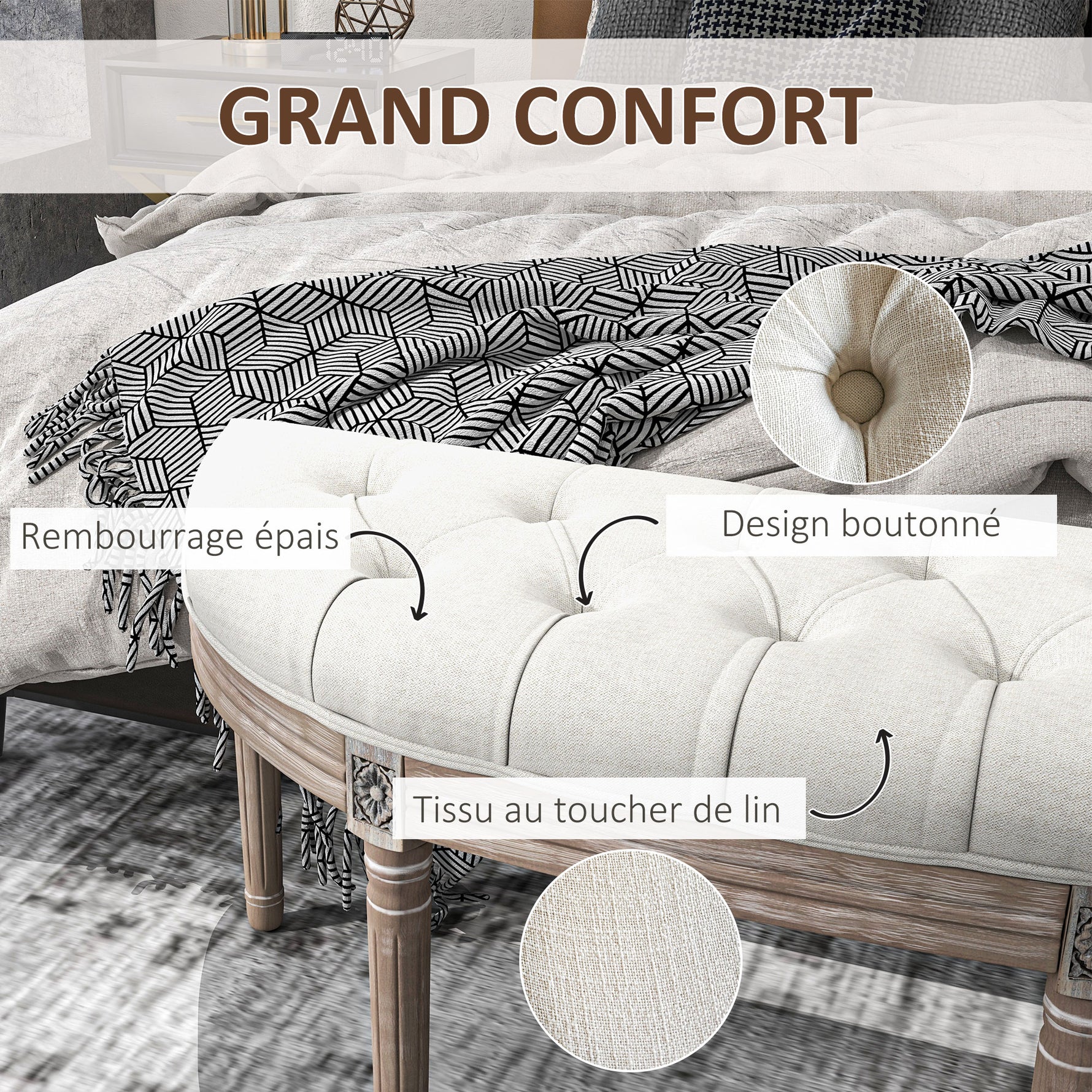 Banc bout de lit en forme demi-lune style Louis XVI structure en bois massif sculpté siège en tissu aspect lin crème