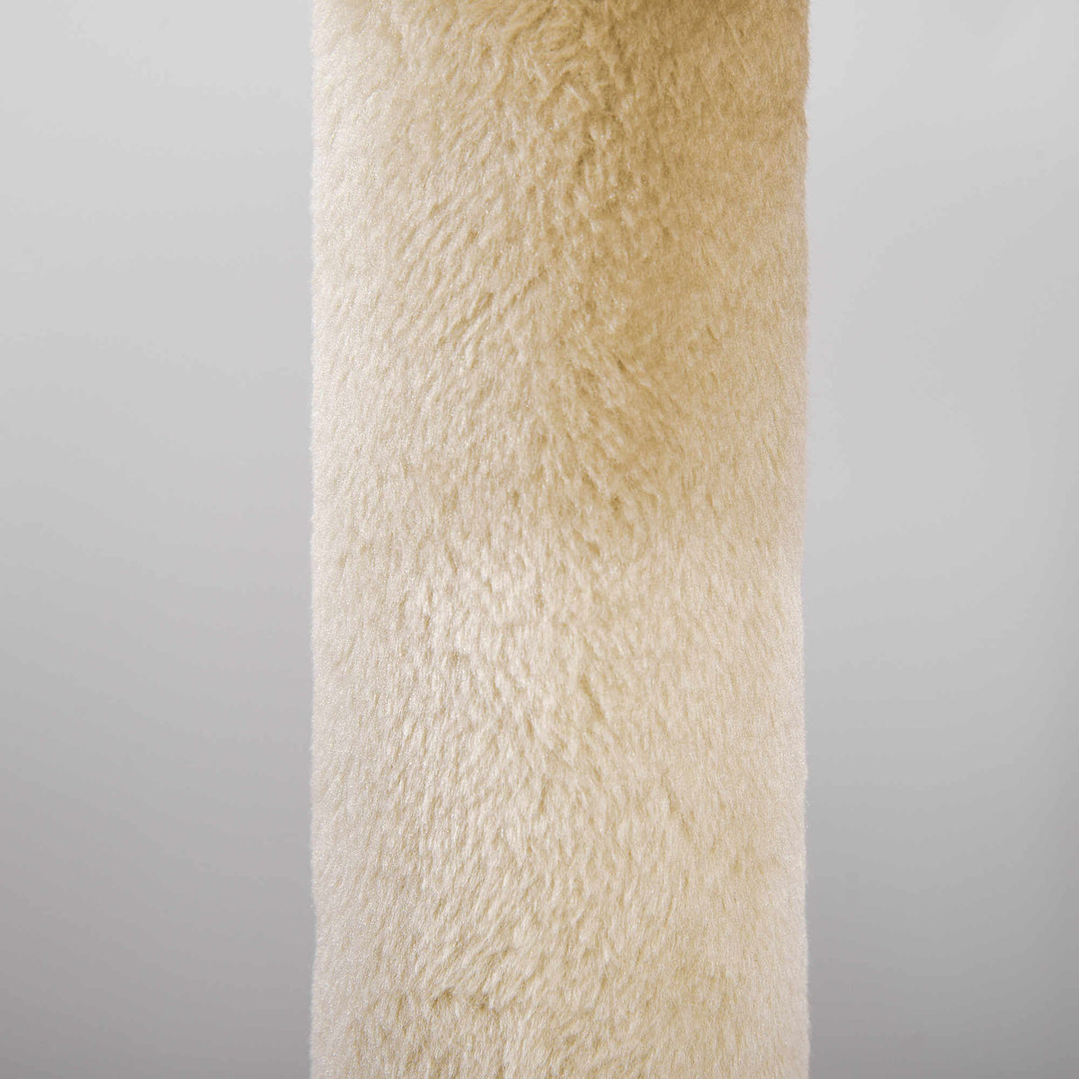 Arbre à chats multi-équipements griffoirs grattoirs plateformes niche jeu boule suspendue Ø 48 x 104H cm crème