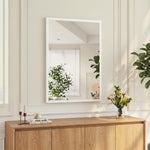 Specchio da parete rettangolare 50 x 70 cm, cornice in legno bianco, ideale per il bagno, il soggiorno o la camera da letto