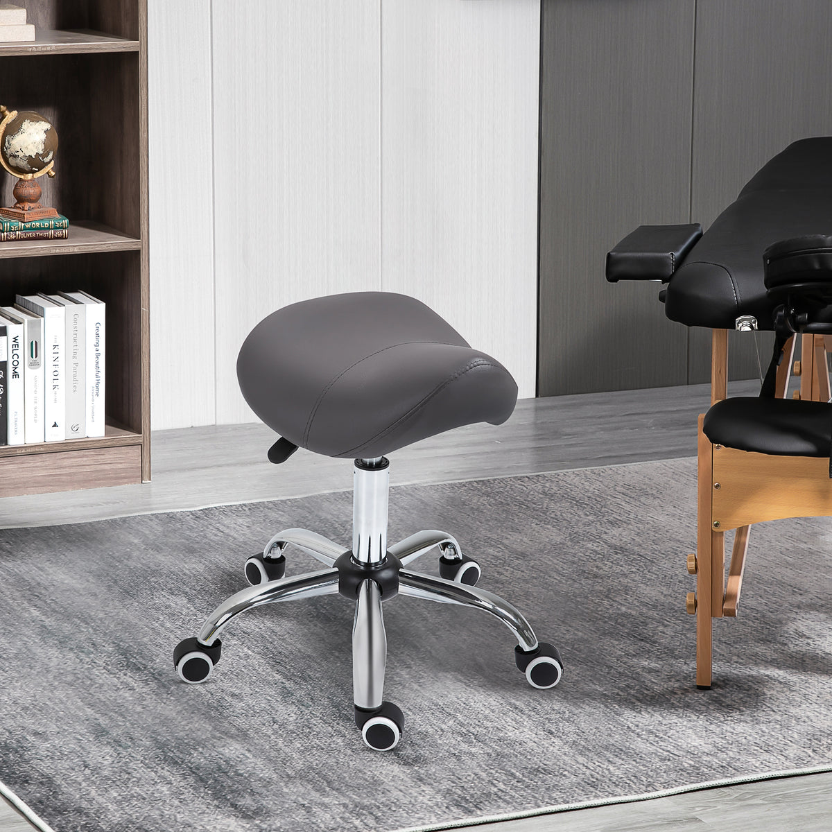 Kruk op wielen, massagekruk met in hoogte verstelbare zitting 49-61 cm en ergonomisch zadel, 360° draaibare werkstoel op wielen, voor massagesalon, tattoostudio, kliniek en spa, grijs