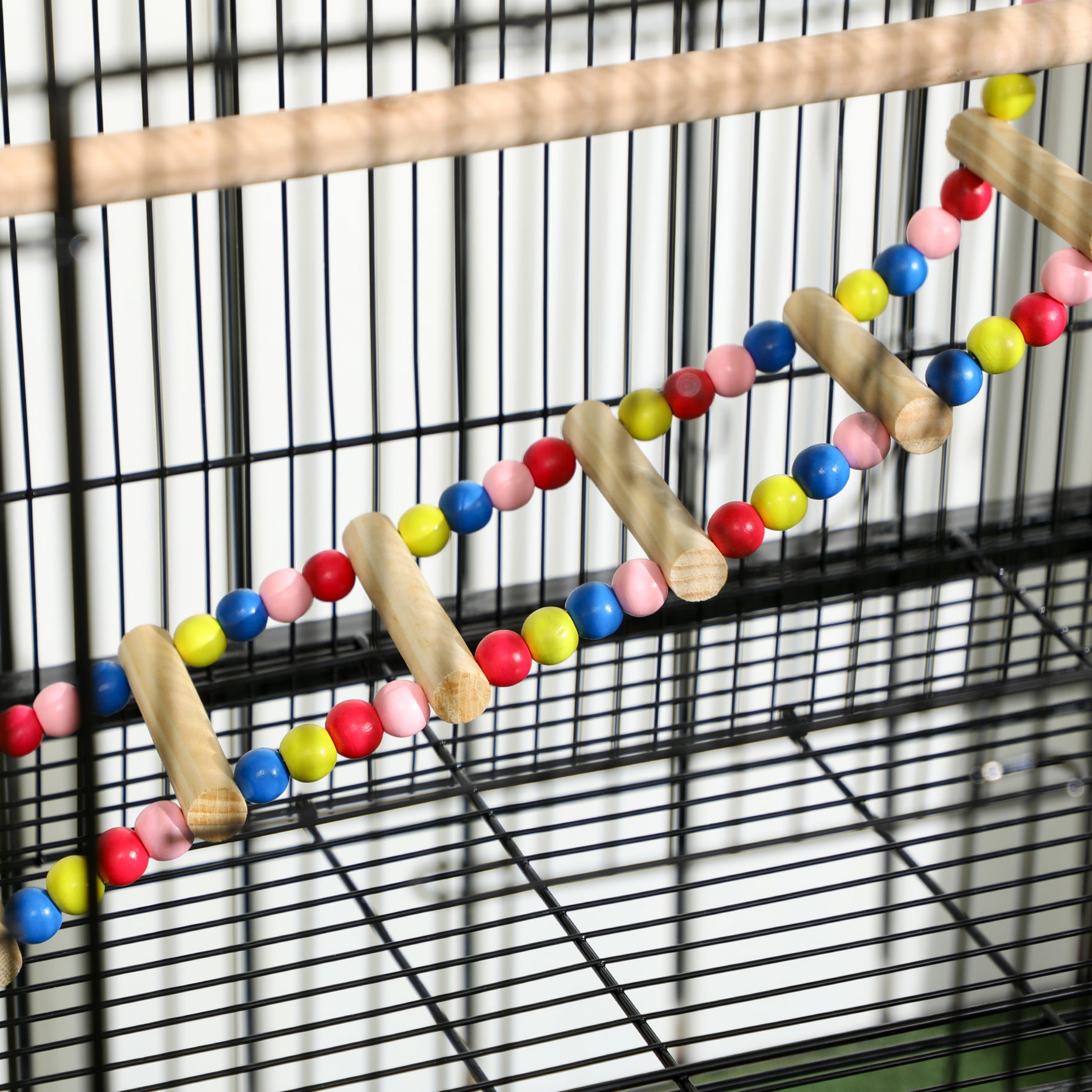 Cage à oiseaux sur pieds roulettes avec 4 mangeoires et 3 perchoirs 79 x 49 x 133 cm noir