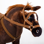 Cheval Debout en Peluche Effets sonores hennissement et Galop Selle étrier rênes 85L x 28l x 60H Marron Blanc