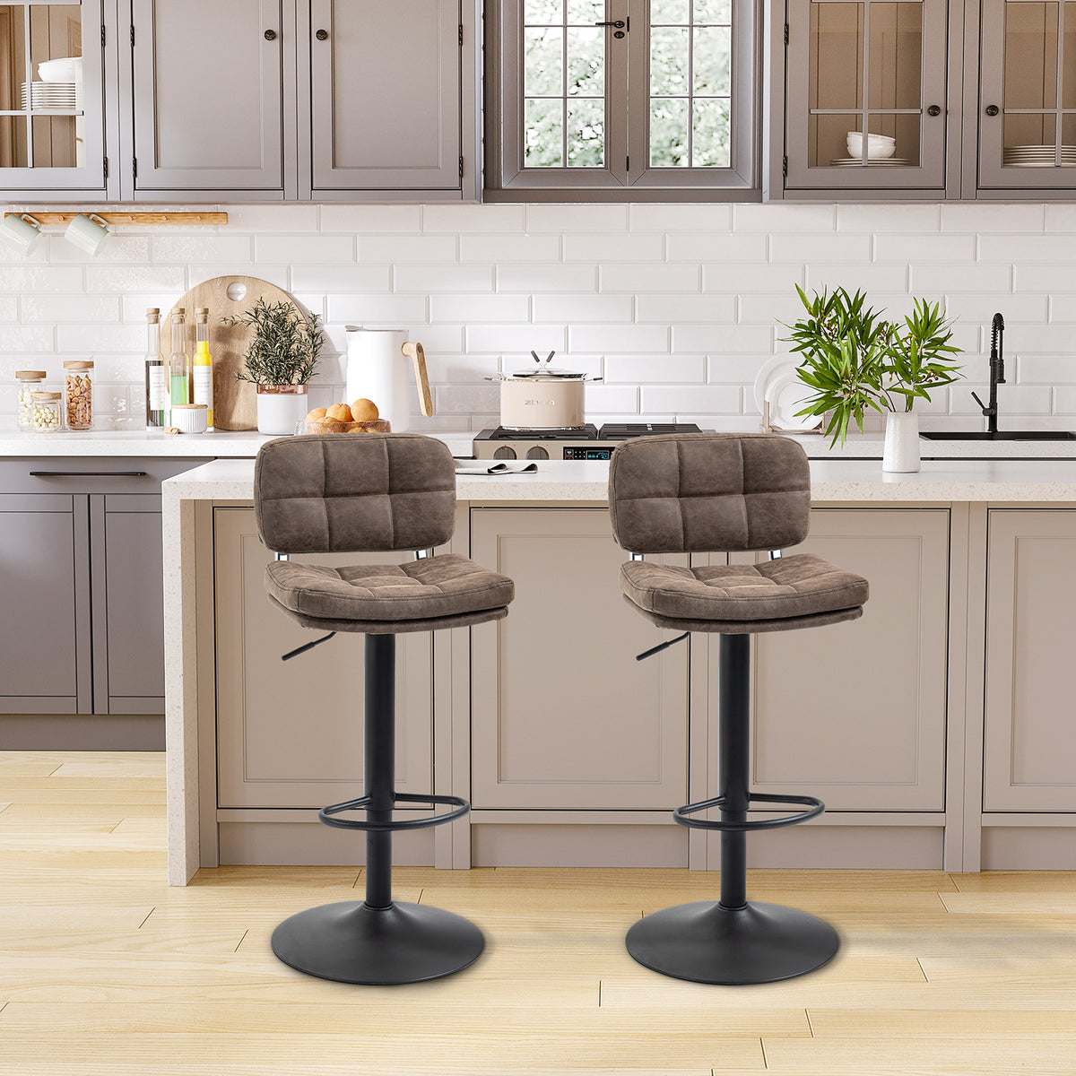 Lot de 2 tabourets de bar Vintage capitonné - pivotant, réglable - repose-pied - revêtement synthétique marron