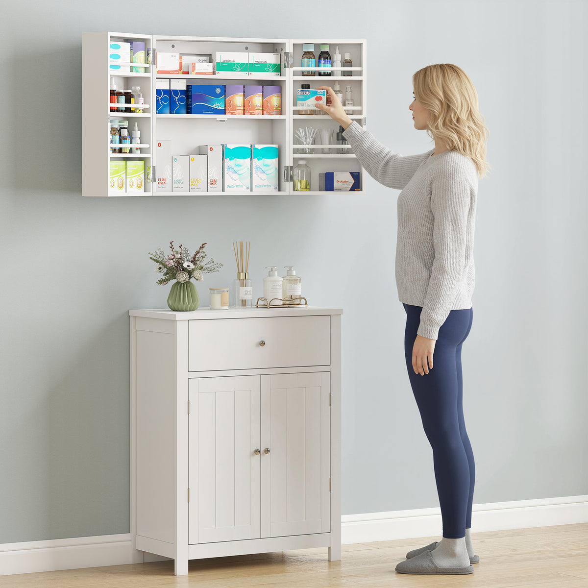 Wall-mounted medicine cabinet, medicine chest with lockable double door, 2 keys, 53x20x53cm, white