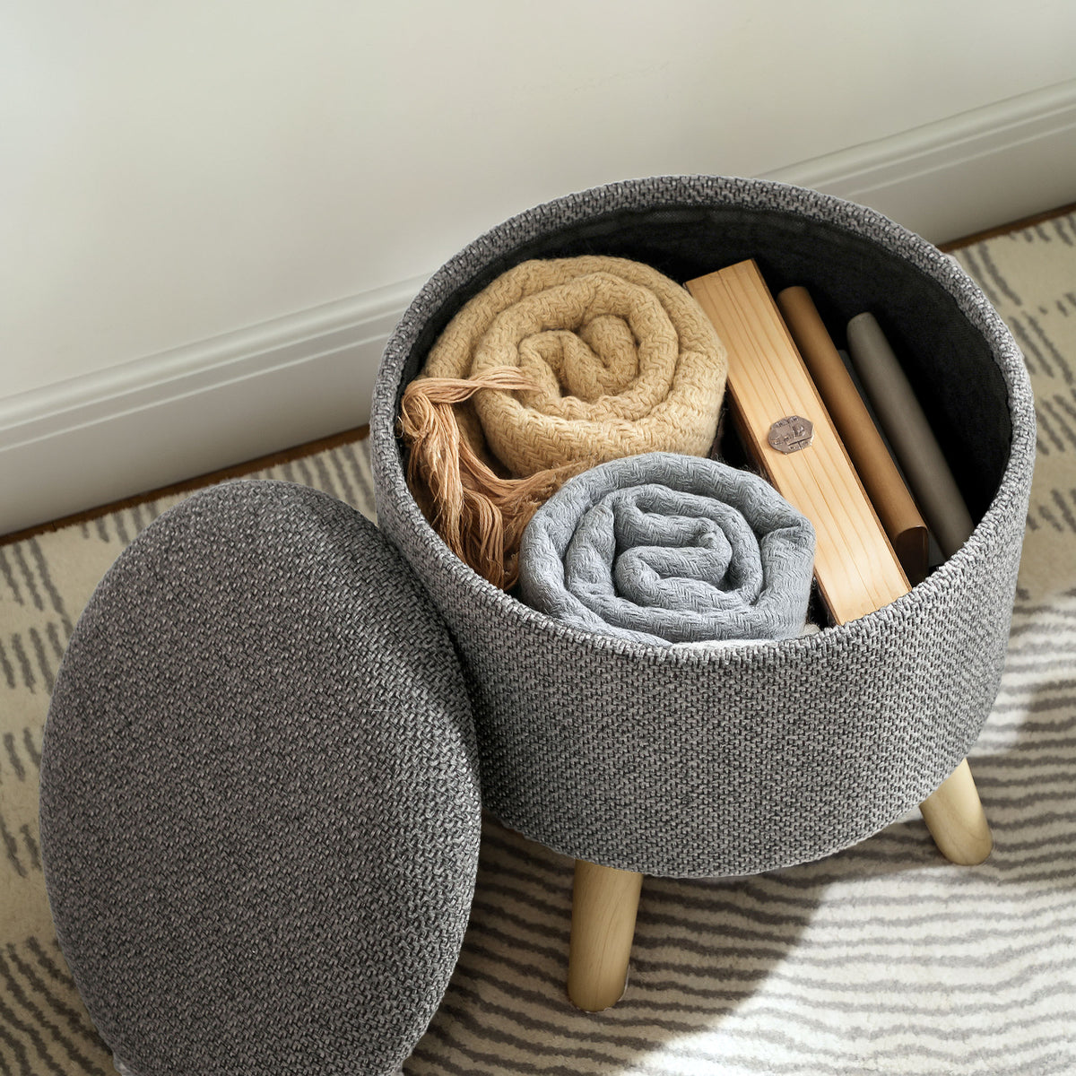 Pouf rond repose-pieds tabouret avec coffre de rangement pieds en bois design moderne gris