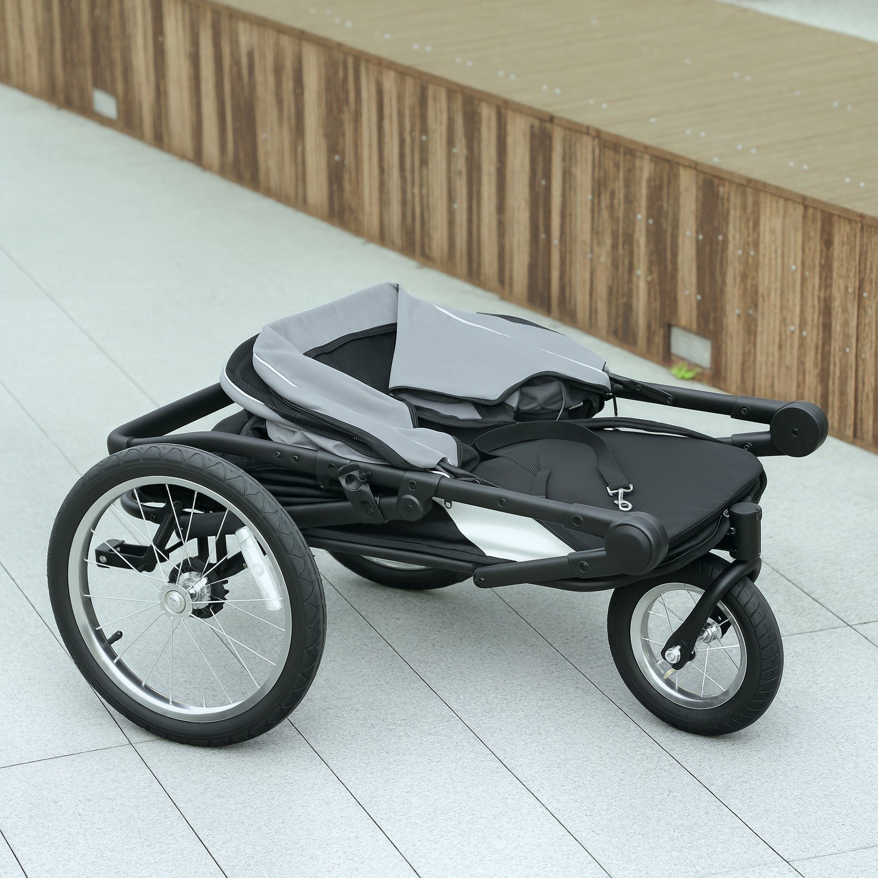 Poussette pour chien 3 roues avec pliage facile, sac de rangement, coussin souple, laisse de sécurité, gris