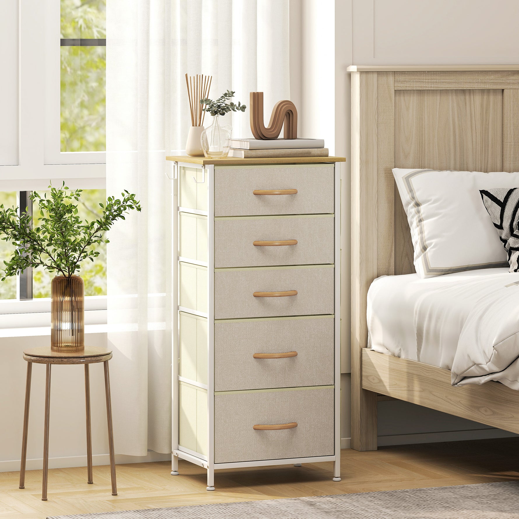 Commode 5 tiroirs en tissu, meuble de rangement avec 4 poches, 2 crochets, structure en acier, 45 x 30 x 94,5 cm, beige
