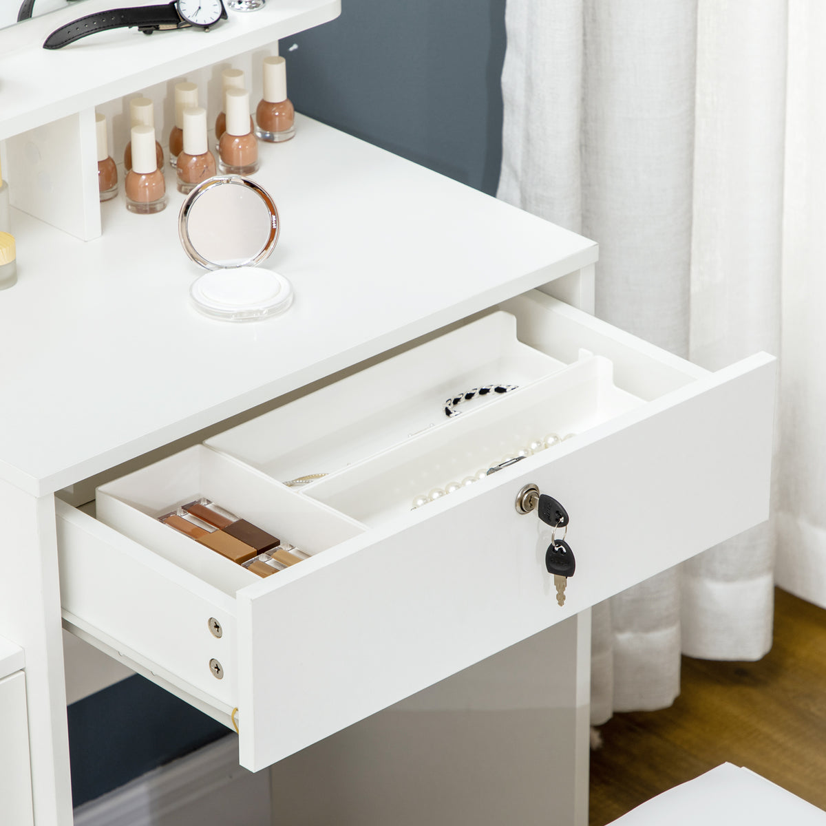 Ensemble de coiffeuse avec tabouret rembourré grand miroir + plusieurs étagères ouvertes + 4 tiroirs blanc