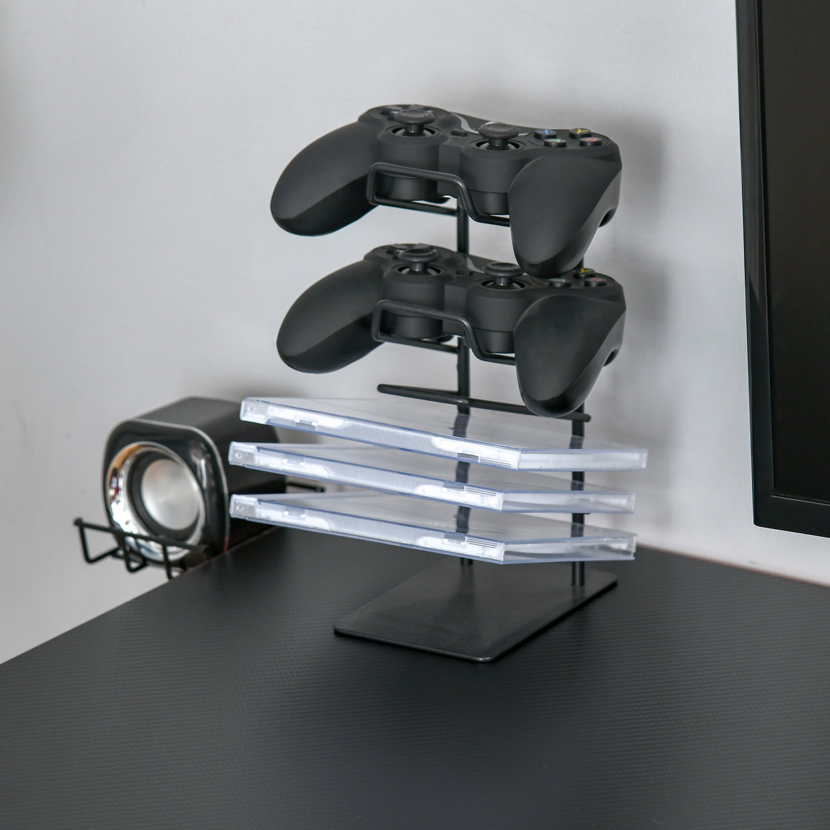 Bureau gaming racing bureau gamer bureau informatique bracket supports casque enceintes porte-gobelet métal plateau MDF texture carbone rouge noir