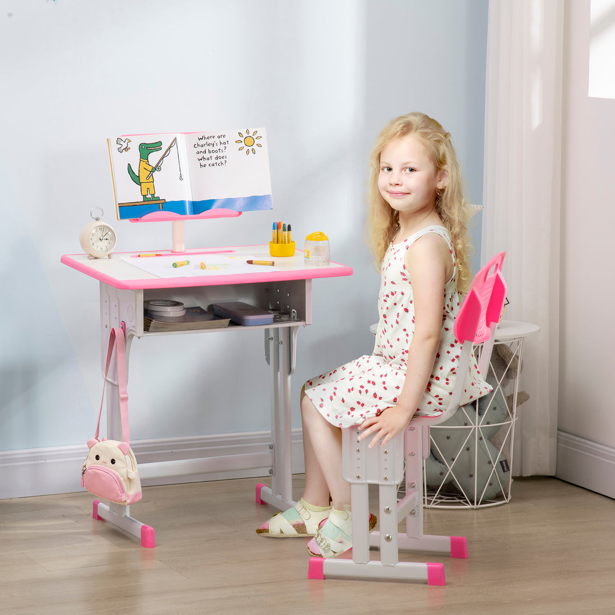 Bureau et chaise pour enfant avec support de lecture casier crochet et porte stylo 60 x 45x 90-102 cm rose