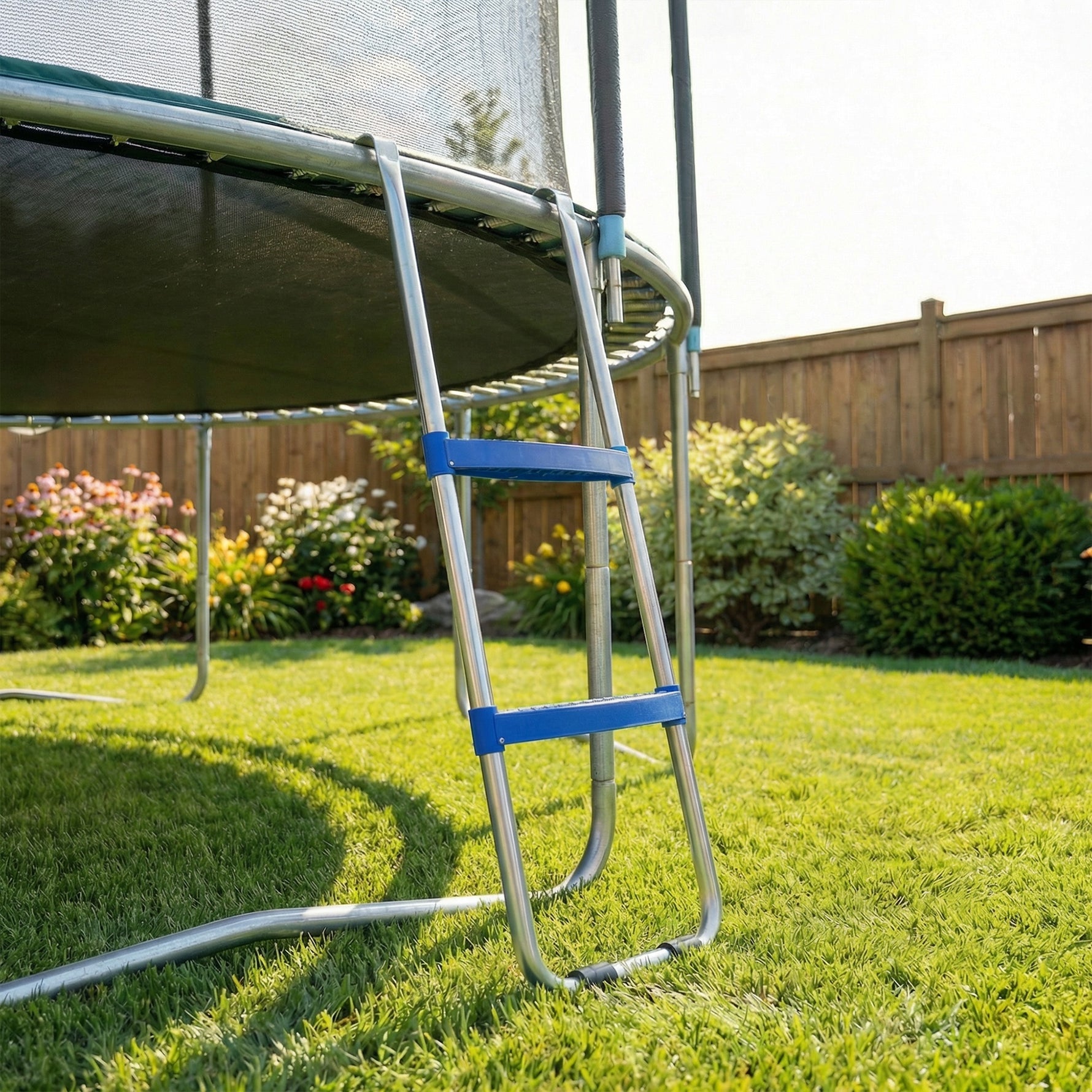 Échelle de Trampoline 2 Marches Larges avec Crochet Universel, Cadre en Acier Galvanisé, Charge 150 kg, 97x32x7 cm, Bleu