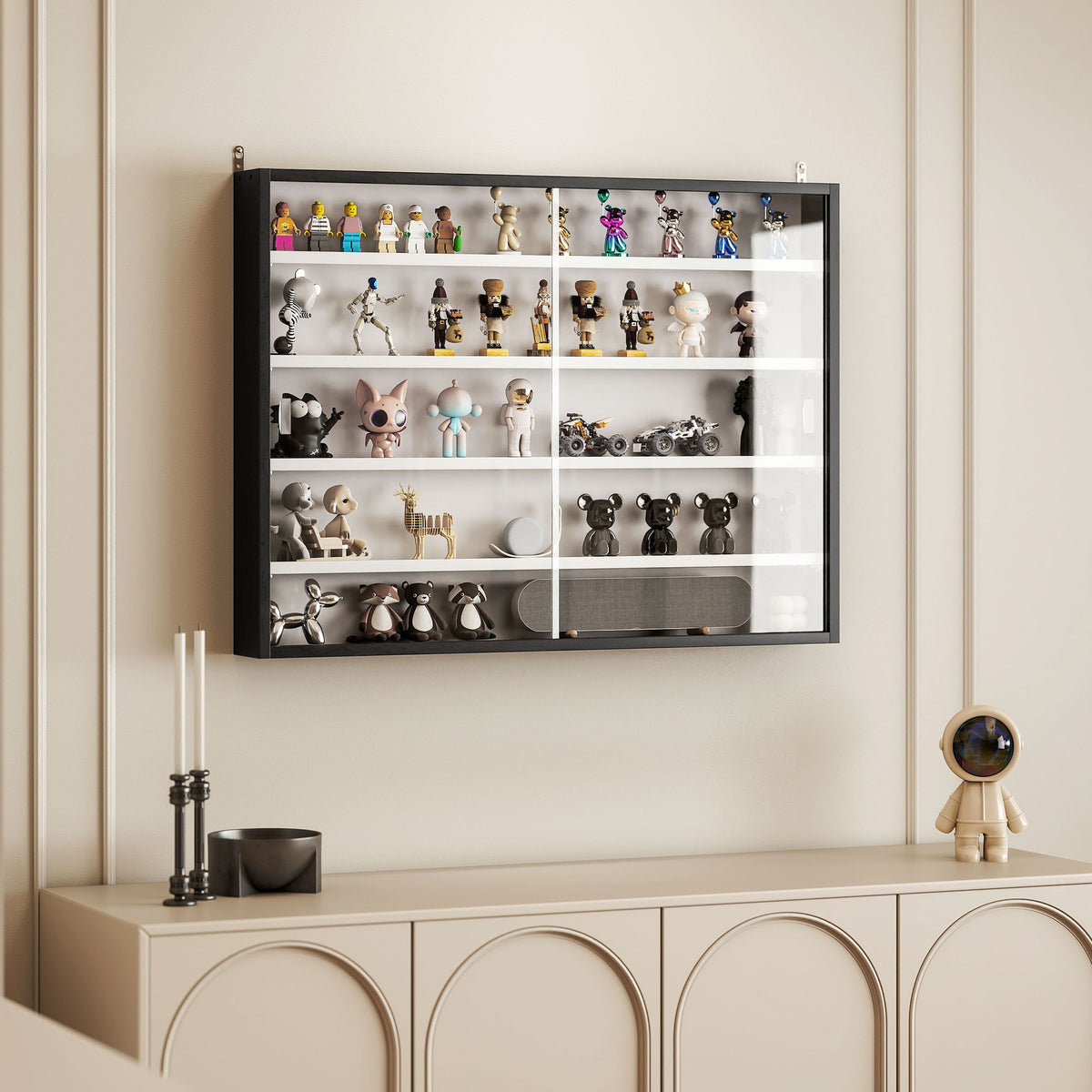 Wandvitrine voor verzamelobjecten, 4 in hoogte verstelbare planken en 2 schuifdeuren, 80 x 9,5 x 60 cm, zwart