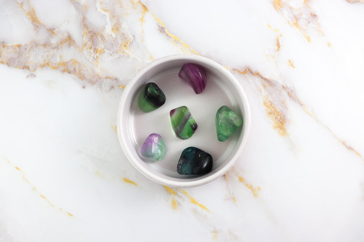 Pierre roulée en Fluorite multicolore-2