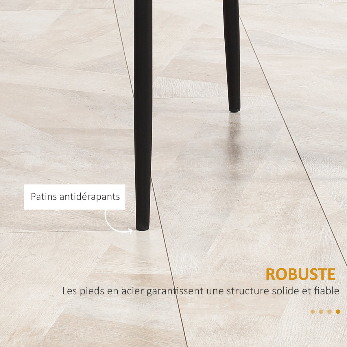 Lot de 4 chaises de salle à manger avec dossier haut, revêtement synthétique et pieds en acier, noir