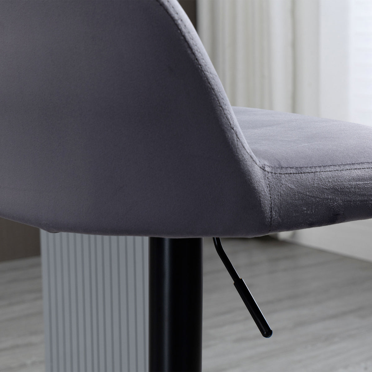 Lot de 2 tabourets de bar design contemporain avec repose-pieds hauteur réglable et pivotant gris