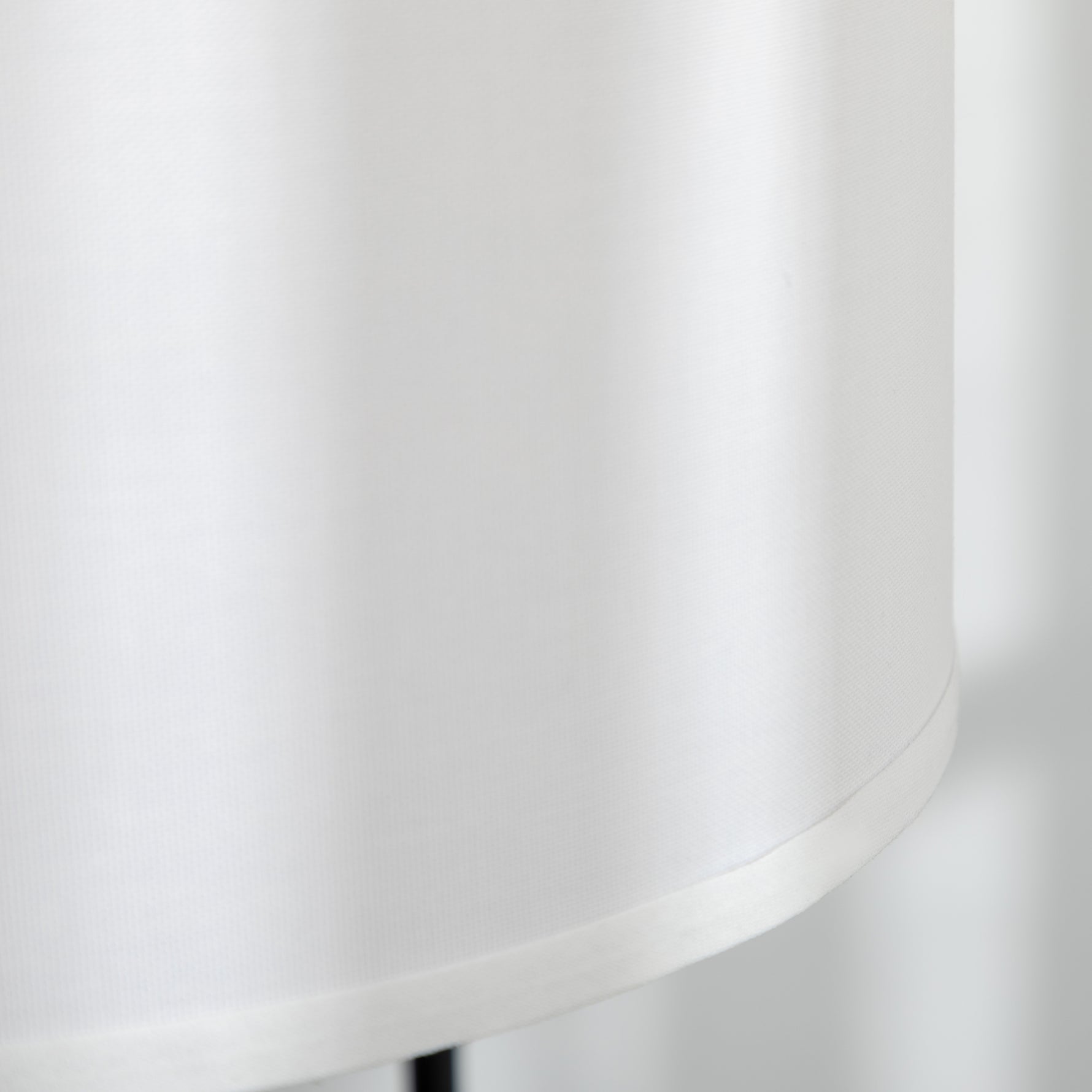 Lampadaire sur pied salon en métal noir moderne avec abat-jour câble de 180 cm 64 x 38 x 163,5 cm noir