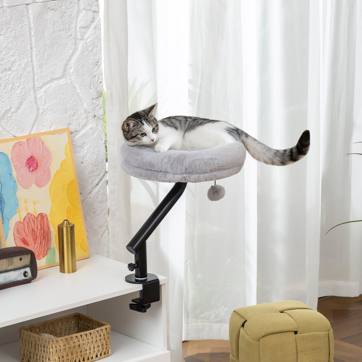 Kantoorbed voor katten, 360° draaibaar en in hoogte verstelbaar, wasbaar kattenbed met speelbal, 35x35x48 cm, grijs