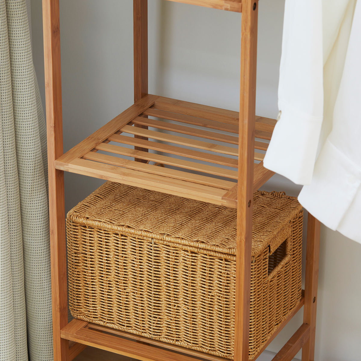 Portant à vêtements en bambou avec étagère de rangement à 6 niveaux et tringle de suspension, 90x30x145cm, bois naturel