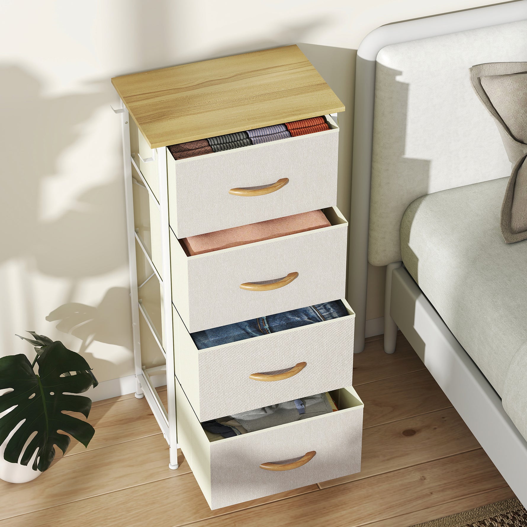 Commode 4 tiroirs en tissu, meuble de rangement avec 4 poches, 2 crochets, structure en acier, 45 x 30 x 94,5 cm, beige