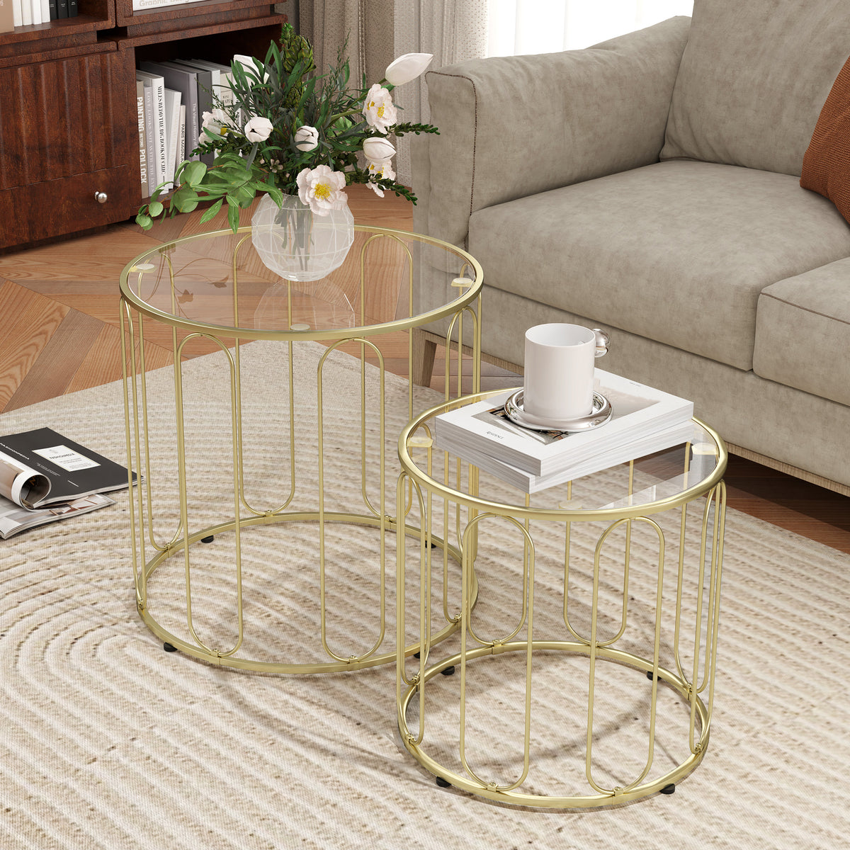 Lot de 2 tables basses gigognes rondes modernes avec cadre en métal et plateau en verre, ton doré