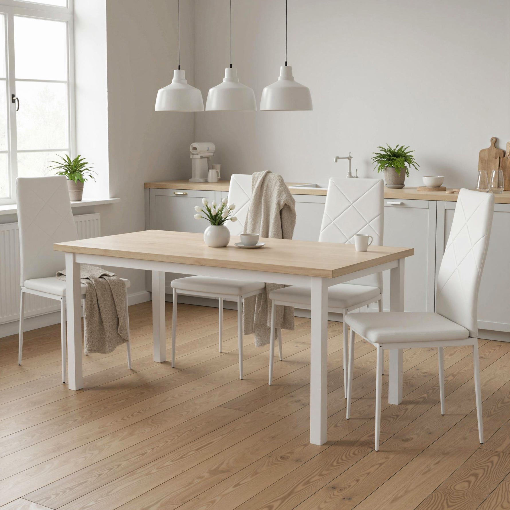Lot de 4 chaises de salle à manger avec dossier haut, revêtement synthétique et pieds en acier, blanc