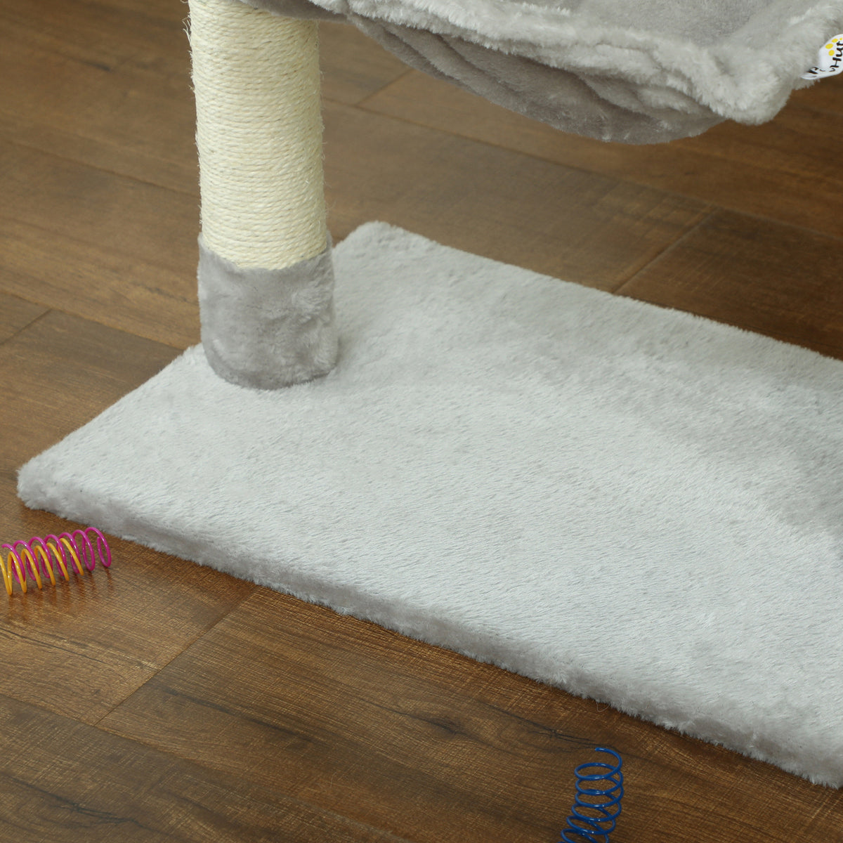 Krabpaal 3 krabpalen natuurlijk sisal platform hangmat en hangbal 50 x 26 x 70 cm korte pluche grijs