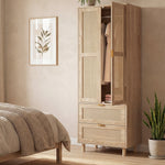 Schlafzimmerschrank mit 2 Rattantüren, 2 Schubladen und Kleiderstange, 63 x 47 x 185 cm, Naturholz